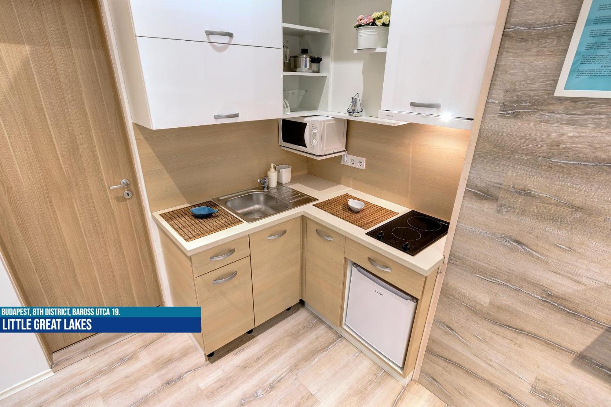 Little Americas Museum Apartments บูดาเปสต์ ภายนอก รูปภาพ